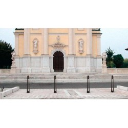 Dviračių stovas 900