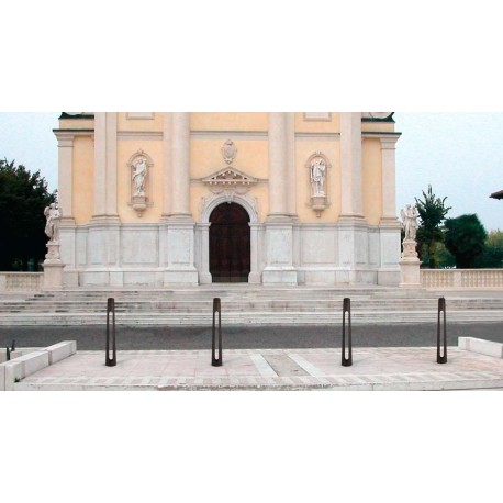 Dviračių stovas 900